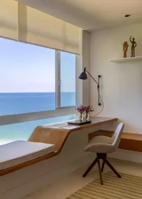 Between Sea, Mountains & City | Studio 124 | 61m² - Image 5