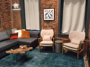 Loft in the HEART of Downtown! WALK Everywhere!102 - Image 4