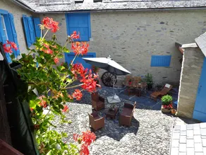 Pyrenean Hanging Chalet, Skiing, Balneotherapy - Image 3