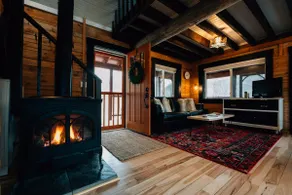Walnut Creek Cabin: Modern + rustic luxury getaway - Image 2