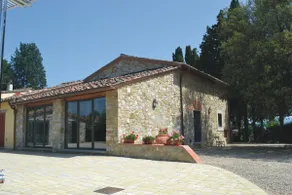 Beautiful medieval tower in Chianti - Image 2