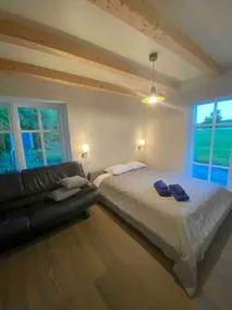 Beautiful house near the sea with a fireplace - Image 3