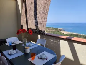 Apartment with a sea view - Image 4
