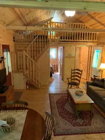 Squirrel Ridge Log Cabin - Image 4