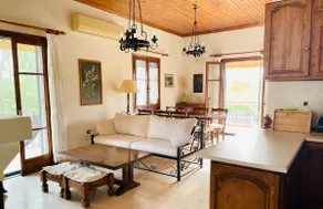 Wisteria House - Image 2