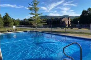 Stunning Views • Bright 2BR • Oktoberfest • Foliage - Image 2