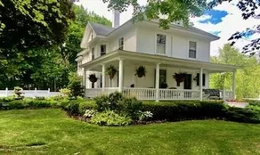 Maine Lakehouse Retreat - Image 2