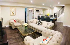 Spacious 2BD 3-6 ppl homestyle BSMT mansion with window basement 130sqm - Image 2