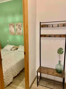 15 minutes to Barcelona city center metro station, 15 minutes to Badalona beach - Image 4