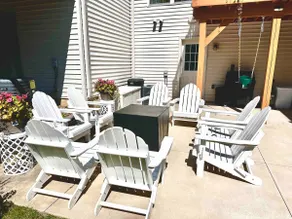 Entire town home 7 miles from beaver stadium - Image 3