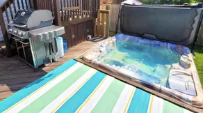 Steps to Beach with Hot Tub - Image 4