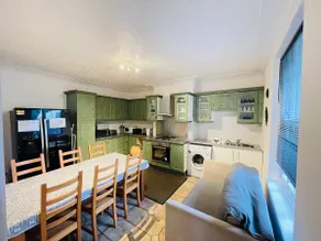 Central located house for big groups - Image 2