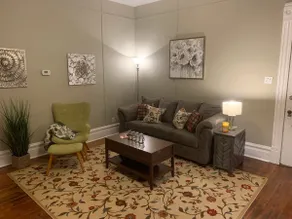 Conveniently Located 1 Bedroom Apartment - Image 3