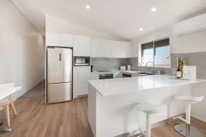 Popular Apartment for two in central Maroochydore - Image 3