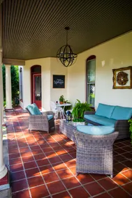 Private suite - The Cassel House of Marietta - Image 3