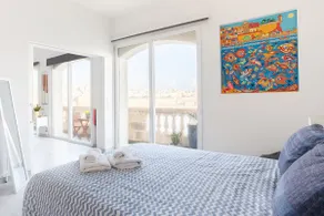 Grand Harbour Vista, Breathtaking Sea View - Image 3