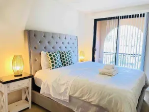 Luxury 2BR 2BA Hotel-Style Apartment/Pool Near Irvine - Image 2