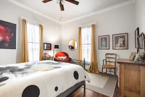 Bishop Arts Cottage - Image 3