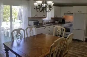 The White Country House - Image 3