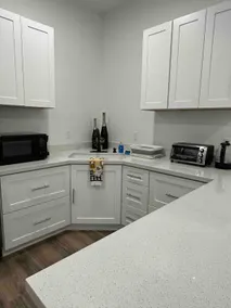 Private modern guest house - Image 4