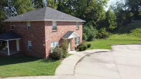 Less than a mile from the Lake in Russellville! - Image 3