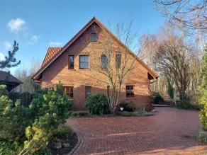 Newly furnished accommodation in a fantastic location - Image 3