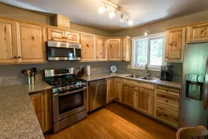 Cozy Cabin home - Image 2