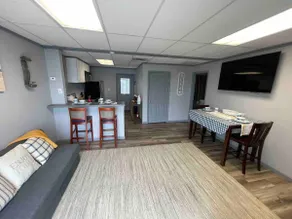 Charming Waterfront Escape ~ 2BR ~10 Min to NOLA - Image 3