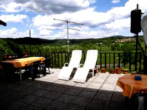 Old Country home with a beautiful view - Image 3