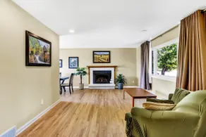 Beautiful Mountain-Range View Retreat - Image 4