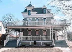 The Cargill-Pettibone Mansion - Image 2