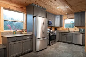 Great Lake Front, Large Dock, 4bdrm, Pool Table - Image 3