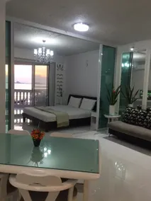 The Beach Suite 64 Sqm, Ocean View, 11th Floor - Image 5