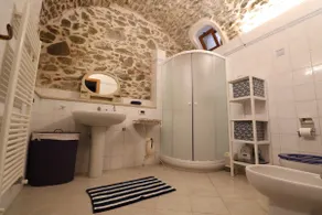 Apartment in a historic hamlet - Image 3