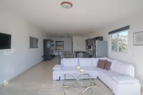 Loft with an ocean view in Playa San Miguel - Image 2