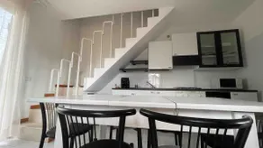 Townhouse in a quiet residential area - Image 2