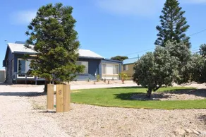 Rosetta Beach Cottage - Pt Elliot - pet friendly, sea views - Image 4