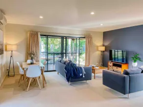 Kookaburra Cottage: Serene Rural Escape & King Bed - Image 3