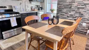 Cozy 2 bdrm Unit/Big Kitchen-2 TV- University City - Image 5