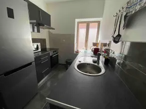 Charming Apartment - Image 3