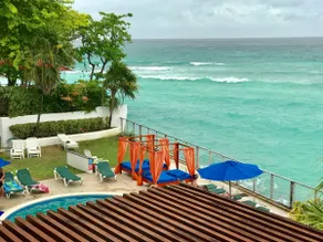 Popular 1 bed condo with pool & amazing sea views - Image 3
