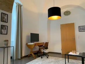 Boutique apartment in a historic setting - Image 5