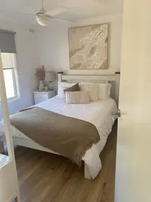Anglers Beach House: - Image 4