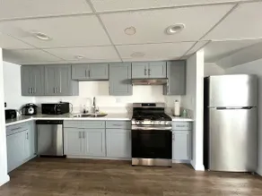 Newly Renovated 2BR/1BA Home - Image 2