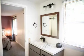 Moccasin Creek Cottage - Image 4