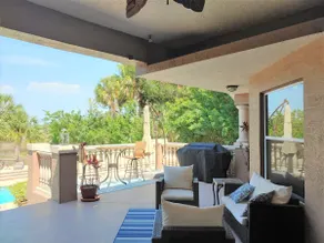 “Crystal Breeze”Pool, dock, Pickleball + more - Image 4