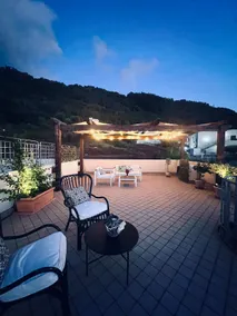 Modern apartment with sea view and rooftop terrace - Image 3