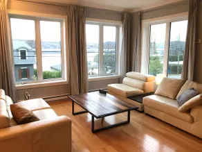 Cottage with lake view - Image 2