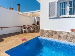 House with private pool close to the main beach. HUTG-052443 - Image 2