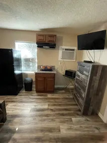 Studio Home 2 - Image 5
